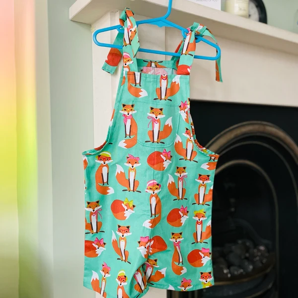 Baby Overalls PDF Sewing Pattern: Beginner Kids Dungarees (Sizes 0 Months to 8 Years) - Image 7